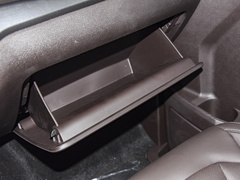 2022款 2.0L 长轴商务型 9座