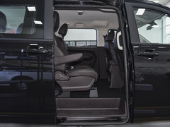2022款 2.0L 长轴商务型 9座