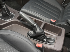 2022款 2.0L 长轴营运版 9座