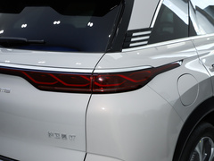 2023款 DM-i 205KM 旗舰型