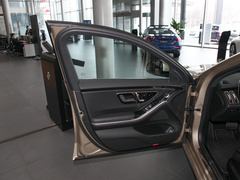 2023款 S 400 L 商务型 