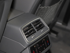2023款 45 TFSI 臻选型