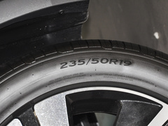 2023款 改款 330TSI 两驱旗舰版