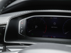 2023款 改款 330TSI 两驱尊崇旗舰版