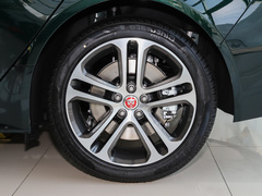 2023款 2.0T 250PS R-DYNAMIC S进取运动版