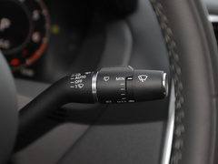 2023款 2.0T 250PS R-DYNAMIC S进取运动版