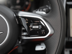 2023款 2.0T 250PS R-DYNAMIC S进取运动版