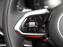 2023款 2.0T 250PS R-DYNAMIC S进取运动版