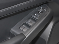2023款 1.5L CVT豪华版