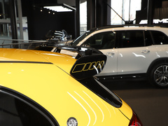 2023款 AMG A 35 4MATIC 灿日特别版