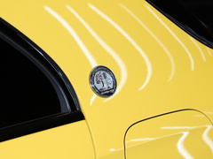 2023款 AMG A 35 4MATIC 灿日特别版