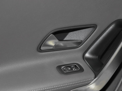 2023款 AMG A 35 4MATIC 灿日特别版