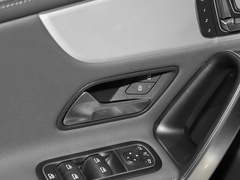 2023款 AMG A 35 4MATIC 灿日特别版