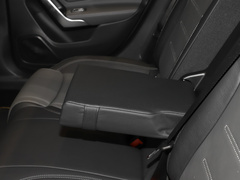 2023款 AMG A 35 4MATIC 灿日特别版