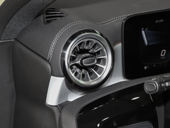 2023款 AMG A 35 4MATIC 灿日特别版