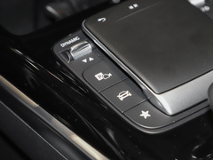 2023款 AMG A 35 4MATIC 灿日特别版