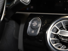 2023款 AMG A 35 4MATIC 灿日特别版