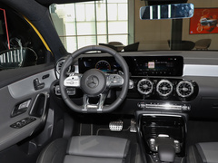 2023款 AMG A 35 4MATIC 灿日特别版