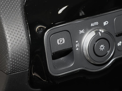 2023款 AMG A 35 4MATIC 灿日特别版