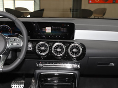 2023款 AMG A 35 4MATIC 灿日特别版