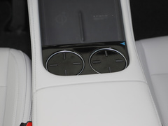 2023款 P7i 702 Max