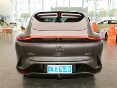 2023款 100kWh Lux四驱版