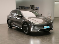 2023款 100kWh Lux四驱版