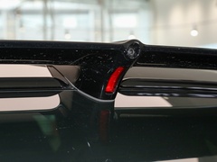 2023款 100kWh Lux四驱版