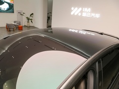 2023款 100kWh Lux四驱版