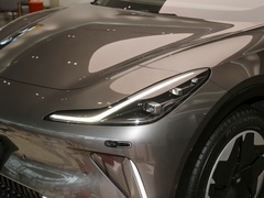 2023款 100kWh Lux四驱版
