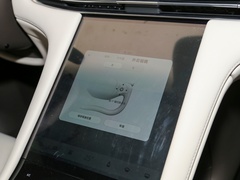 2023款 100kWh Lux四驱版