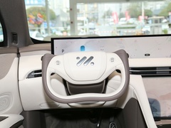 2023款 100kWh Lux四驱版