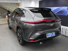 2023款 100kWh Lux四驱版