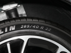 2023款 100kWh Lux四驱版
