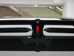 2023款 100kWh Lux四驱版