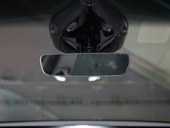 2023款 100kWh Lux四驱版