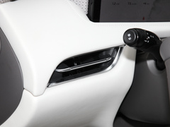 2023款 100kWh Lux四驱版