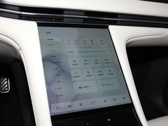 2023款 100kWh Lux四驱版