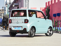 2023款 熊猫mini 新春版宝藏熊