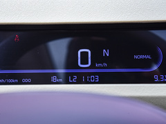2023款 熊猫mini 新春版宝藏熊