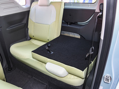 2023款 熊猫mini 新春版宝藏熊