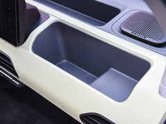 2023款 熊猫mini 新春版宝藏熊