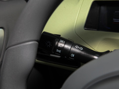 2023款 熊猫mini 新春版宝藏熊
