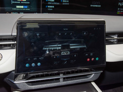 2023款 2.0T 四驱尊享版