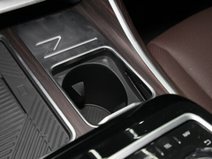 2023款 735Li M运动套装
