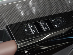 2023款 740Li 领先型 M运动套装