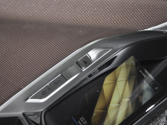 2023款 xDrive60L M运动套装
