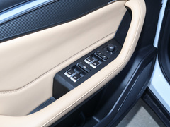 2023款 2.0T DCT旗舰型