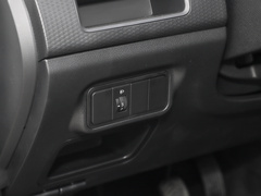 2023款 2.0L 手动 标轴 奋斗版