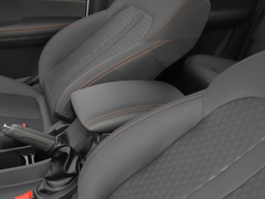 2023款 2.0L 手动 标轴 奋斗版